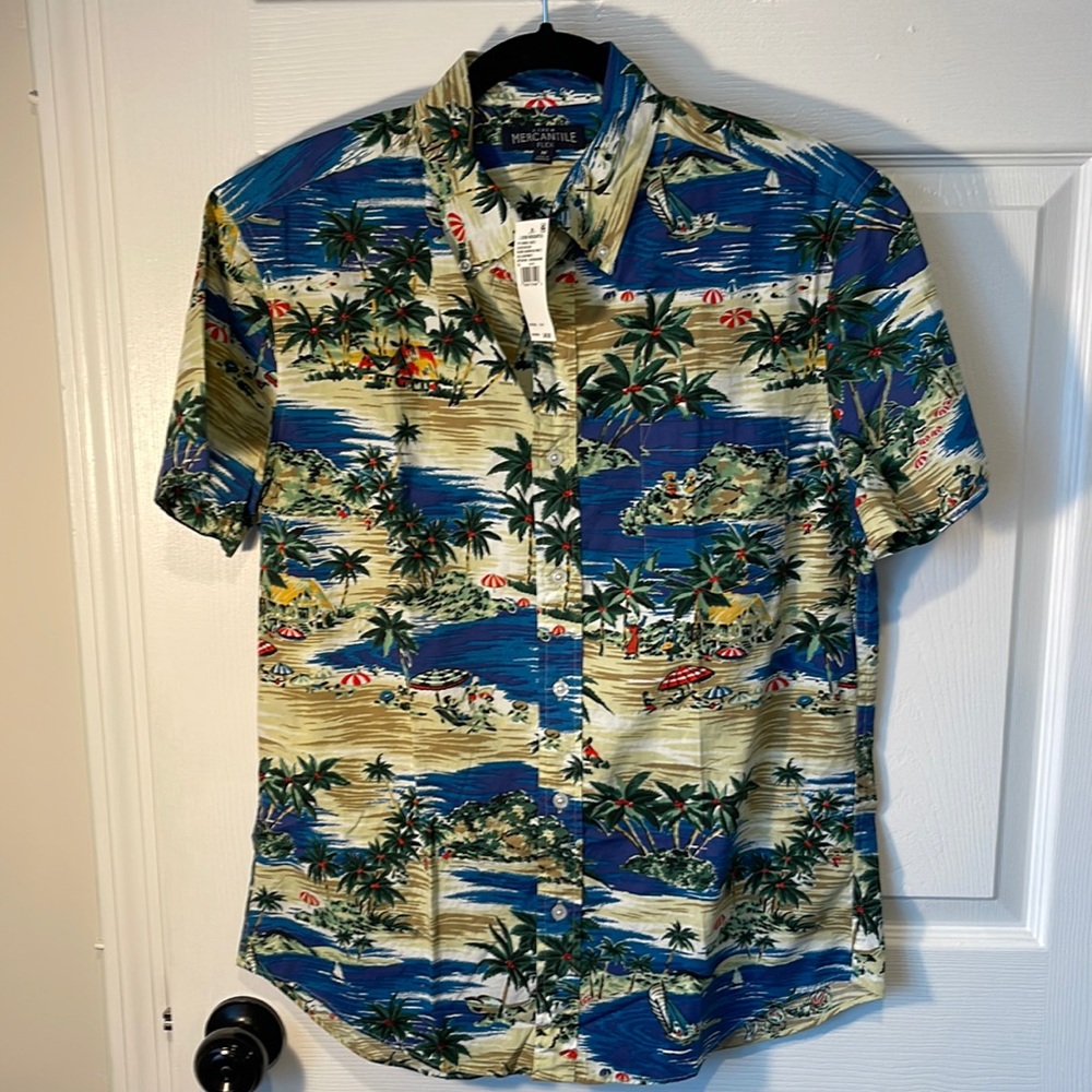 Medium beach short sleeve shirt